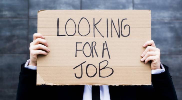 انخفاض قياسي في طلبات إعانة البطالة الأمريكية