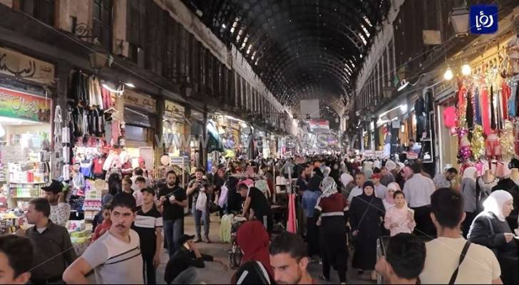 سوق الحميدية... أصالة دمشق تحت أعمدة التاريخ - فيديو