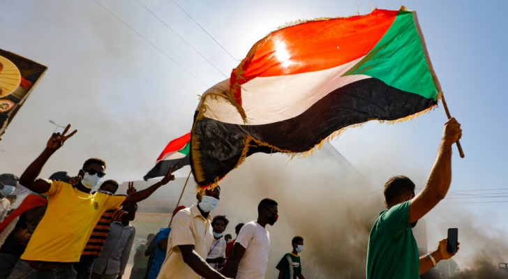 الإتحاد الإفريقي يعلق عضوية السودان