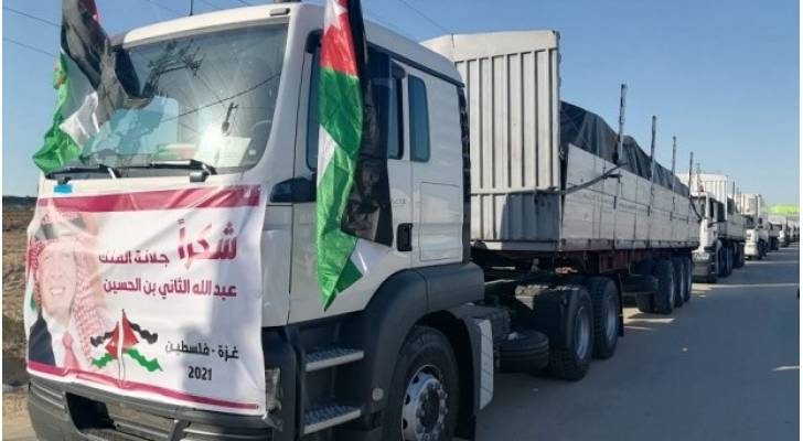 وصول قافلة مساعدات إنسانية أردنية إلى قطاع غزة