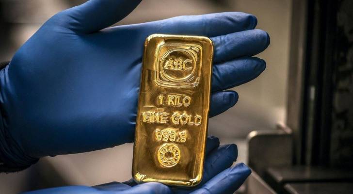 سلالة كورونا الجديدة ترفع أسعار الذهب عالميا