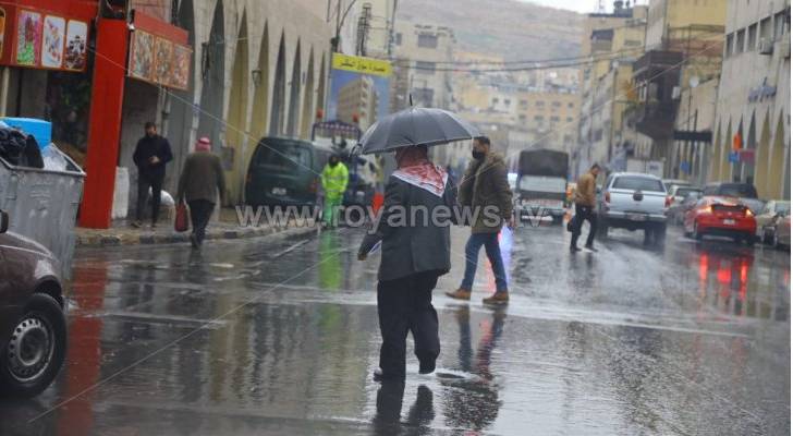 زخات من الأمطار على بعض المناطق في الأردن الأحد - تفاصيل