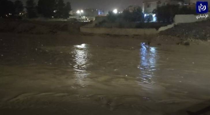 لجنة الصحة والسلامة في عجلون تدعو للابتعاد عن مجاري السيول