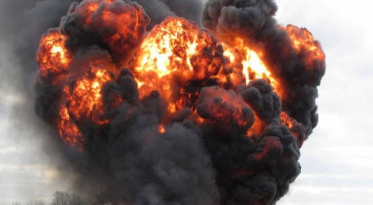 أبوظبي: انفجار صهاريج وحريق قرب إنشاءات المطار الجديد