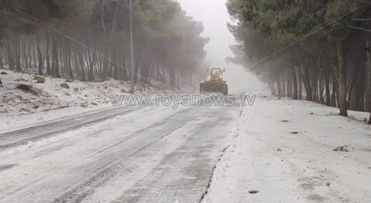 الطفيلة: ثلوج وانجماد وإغلاق جزئي لعدة طرق