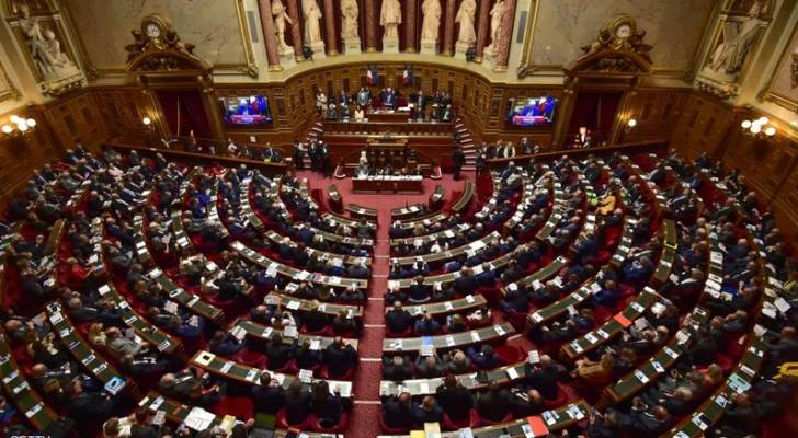 مجلس الشيوخ الفرنسي يصوت لصالح قانون "اعتذار" من الحركيين الجزائريين