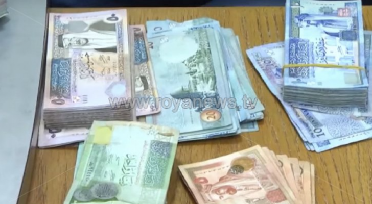 دنانير أردنية