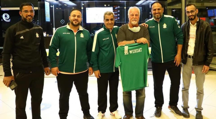 الوحدات يستقبل مدرب اللياقة البدنية البرازيلي إيمانويل
