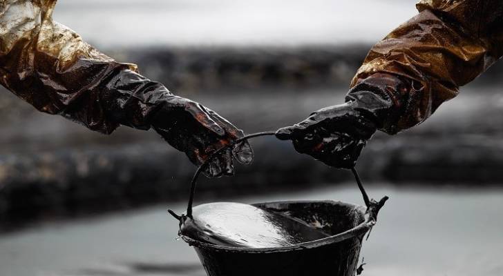 وزير الطاقة الروسي: سعر النفط قد يرتفع إلى ١٥٠ دولارا للبرميل