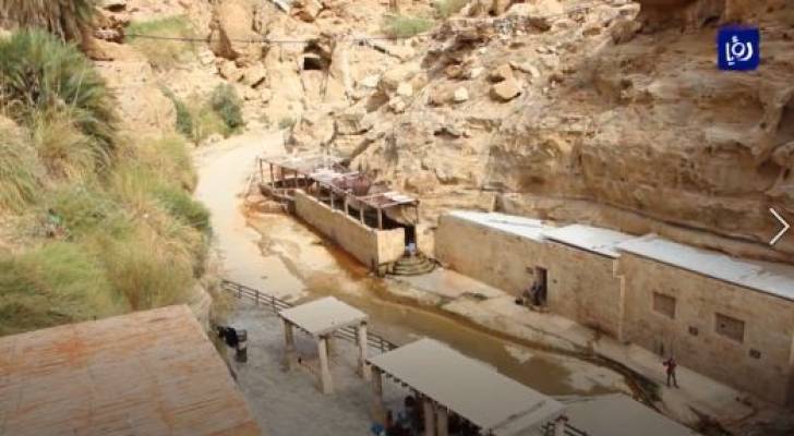 حمامات عفرا.. موقع سياحي فريد يشتكي نقص المرافق والخدمات - فيديو