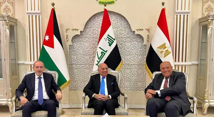 الصورة من اللقاء