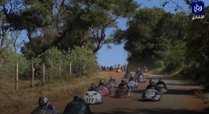 انطلاق سباق عربات "البيلية" في البرازيل - فيديو