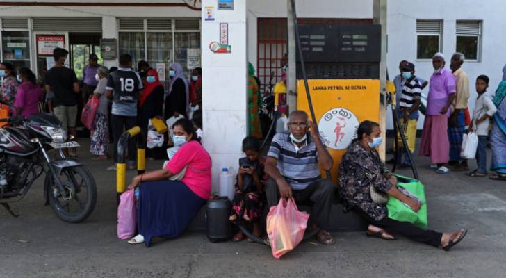 رئيس وزراء سريلانكا يعلن انهيار اقتصاد بلاده