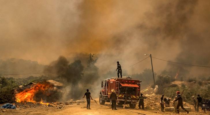 المغرب يكافح حرائق غابات عنيفة - فيديو