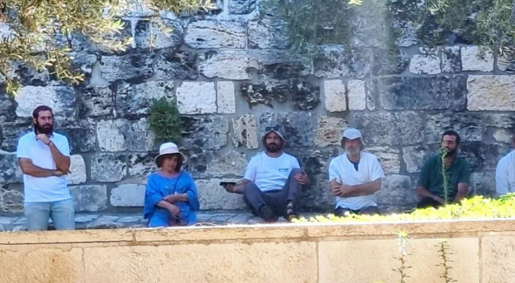 مستوطنون يقتحمون المسجد الأقصى