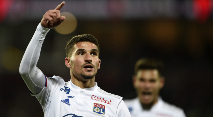 لاعب ليون حسام عوار