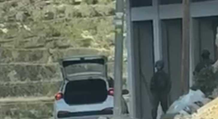 صورة المركبة التي استهدفها قوات الاحتلال