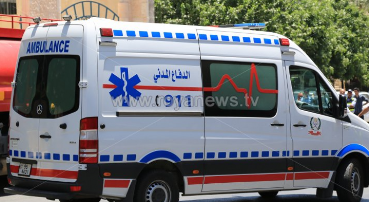 مركبة تابعة للدفاع المدني