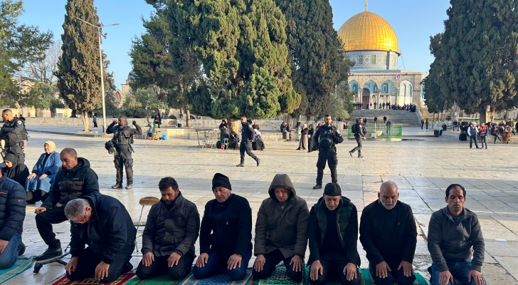 قوات الاحتلال الإسرائيلي تقتحم باحات المسجد الأقصى
