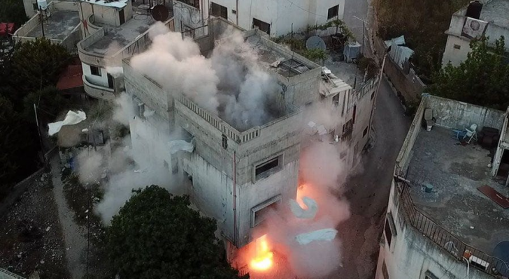 صورة لتفجير قوات الاحتلال أحد المنازل في الضفة الغربية
