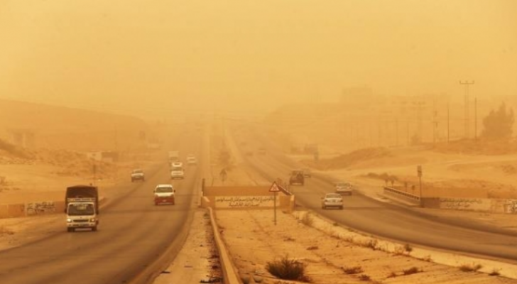غبار على طريق صحراوي في الأردن "أرشيفية"