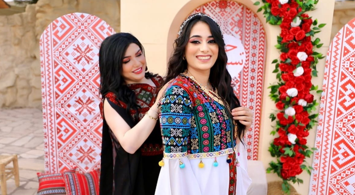 المهندسة بتول عابد والآنسة تسنيم