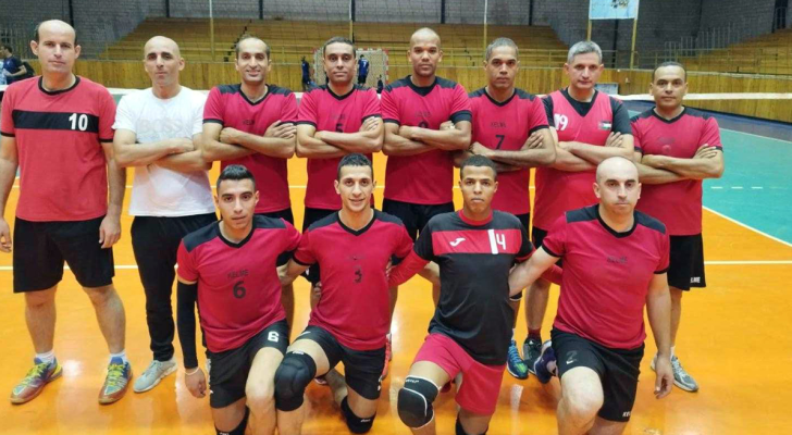 أحد الفرق المشاركة في البطولة