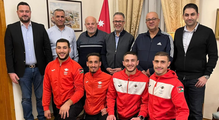 من الاستقبال