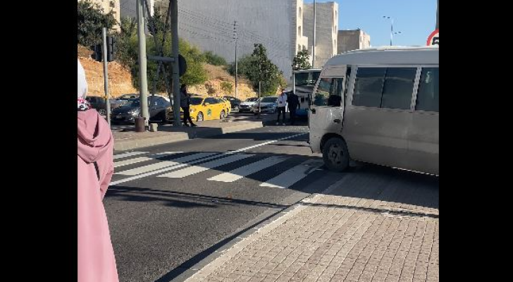 صورة ملتقطة من مقطع فيديو لحادث السير