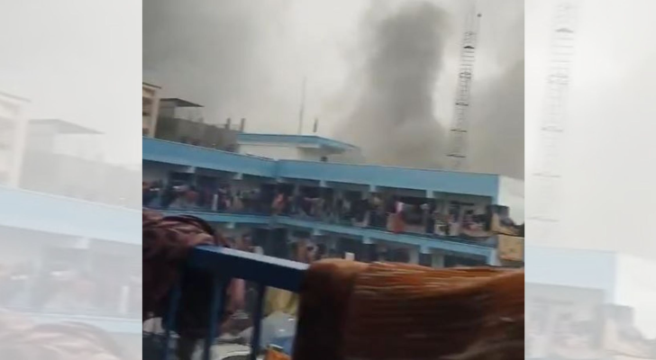الصورة لحظة استهداف محيط المدرسة