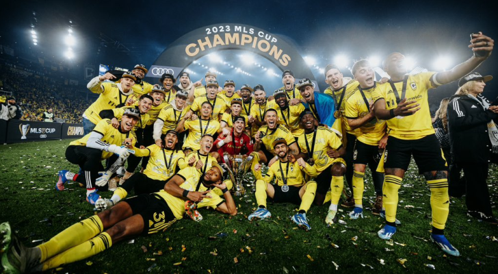 تتويج كولومبوس كرو بلقب الدوري الأمريكي