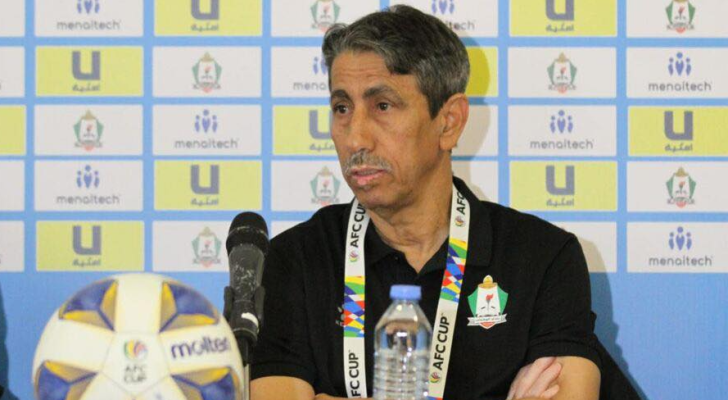 المدرب العماني رشيد جابر