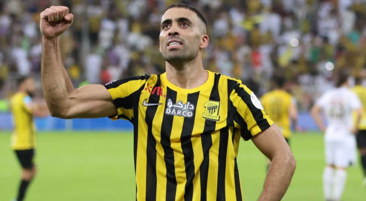 عبد الرزاق حمدالله يحتفل بهدف