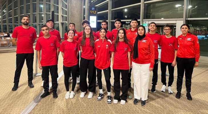 منتخب السباحة