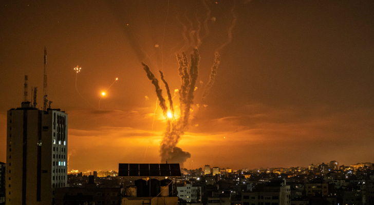رشقة صاروخية