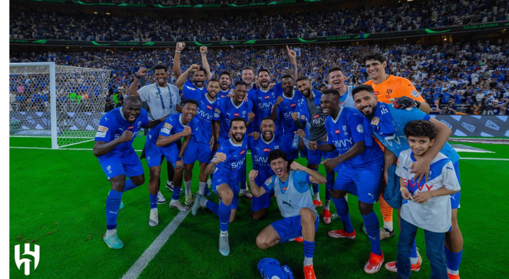 احتفالات الهلال