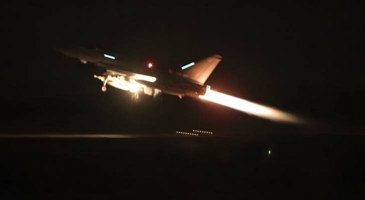 الوسطى الأمريكية: تدمير طائرات مسيرة وصاروخين باليستيين في مناطق الحوثيين في اليمن