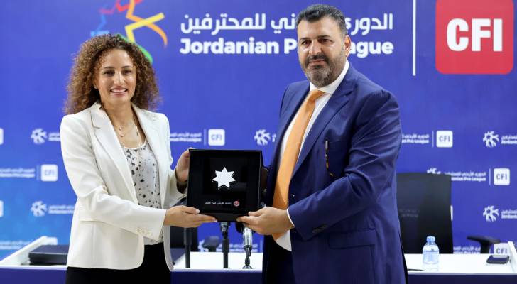 من حفل توقيع اتفاقية رعاية دوري المحترفين