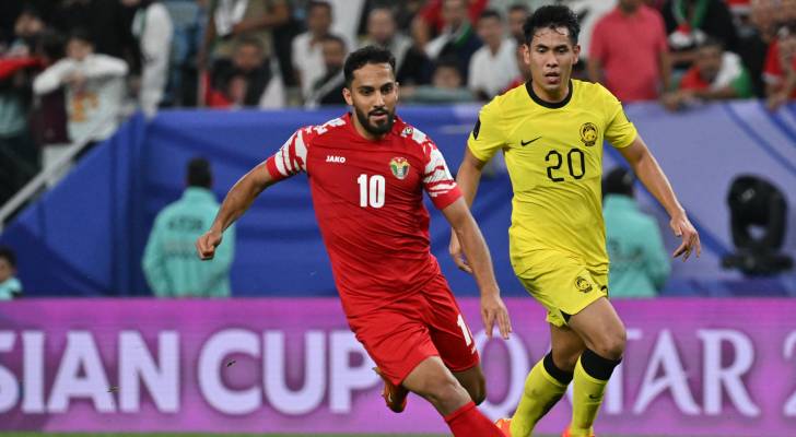لاعب المنتخب الوطني موسى التعمري من مباراة سابقة