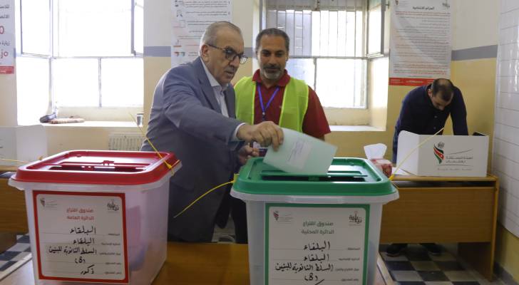وزير الأشغال العامة والإسكان المهندس ماهر أبو السمن