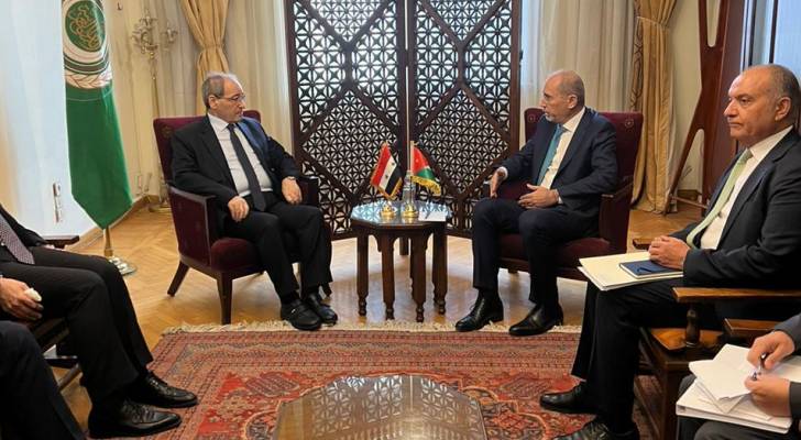وزير الخارجية الصفدي لدى لقاء وزير الخارجية والمغتربين السوري المقداد
