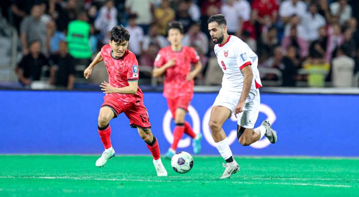 لاعب المنتخب الوطني علي علوان