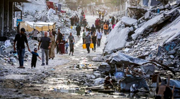 379 يوماً من الإبادة في غزة.. والمقاومة تتكئ على أطياف القادة في جبهتي القتال