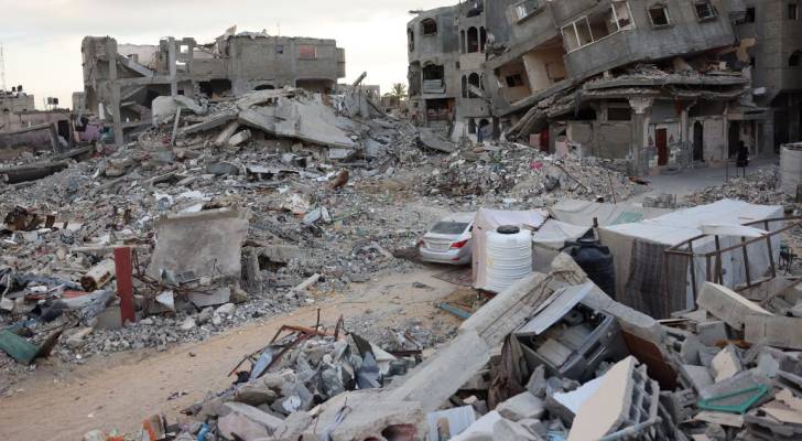 آثار الدمار بغزة جراء عدوان الاحتلال