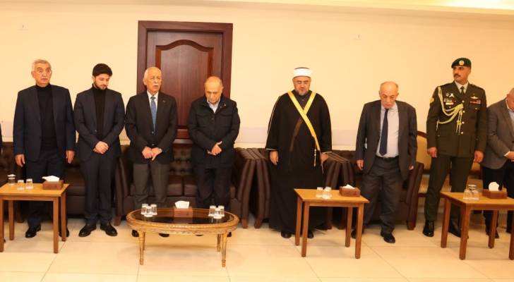 العيسوي يقدم واجب العزاء