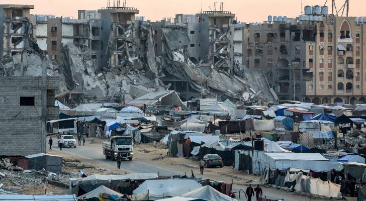 الهدنة في غزة.. الاحتلال ينتظر قائمة الرهائن الأحياء من حماس