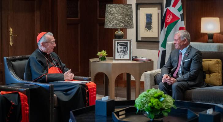 الملك يستقبل أمين سر دولة حاضرة الفاتيكان