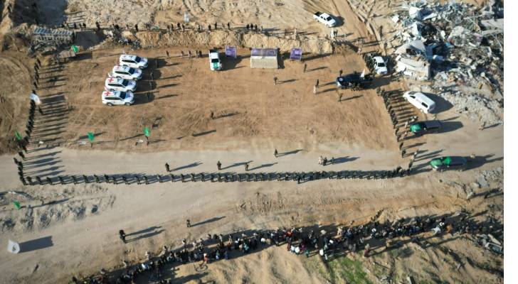 لحظة إطلاق سراح محتجز من غزة