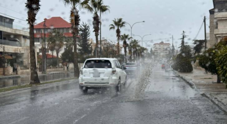 هطول مطري في العاصمة عمان