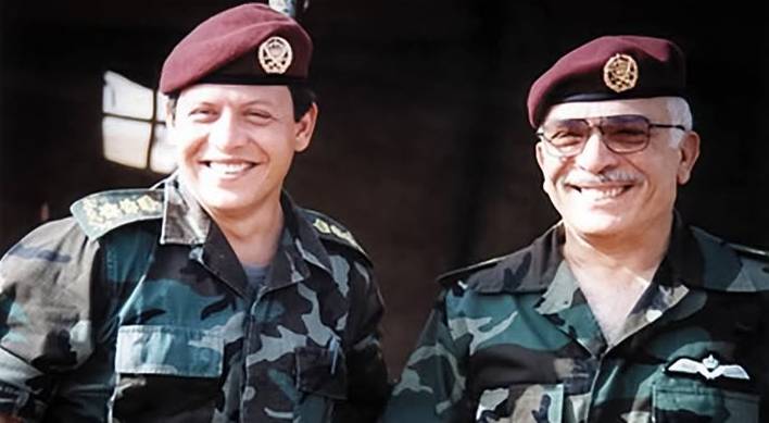 جلالة المغفور له الملك الحسين بن طلال والملك عبدالله الثاني